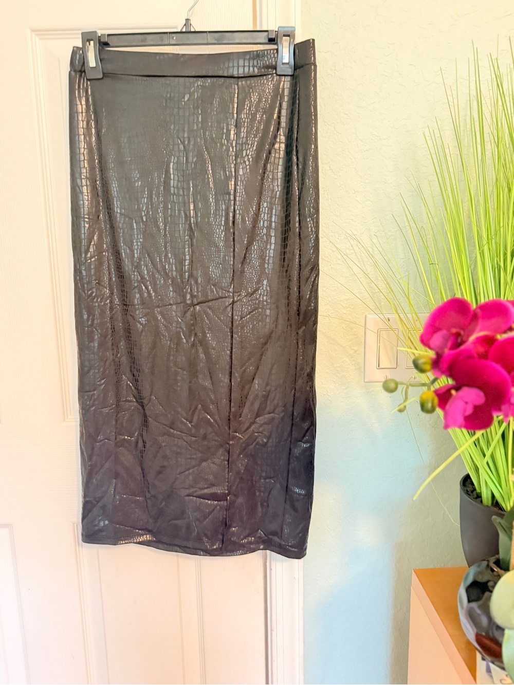 SHEIN Black Faux Croc Pencil Skirt